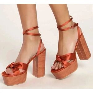Lulu’s Lucianto Copper Satin Ankle Strap Wooden Platform Sandals SZ 6